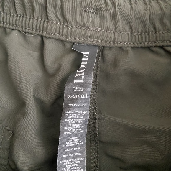 Vuori Lined Olive Patch Lined Shorts VW369 - Picture 3 of 4